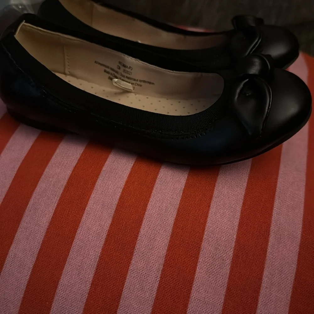 Girls Black Slip On Ballet Shoes‎